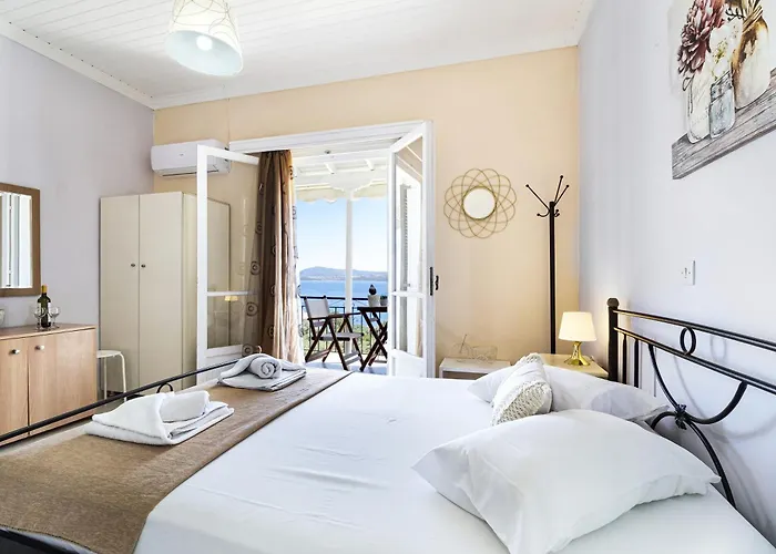 아파트 Tasoula With Sea View 6